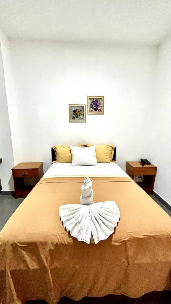 Fitzcarrald Hotel Икитос Экстерьер фото
