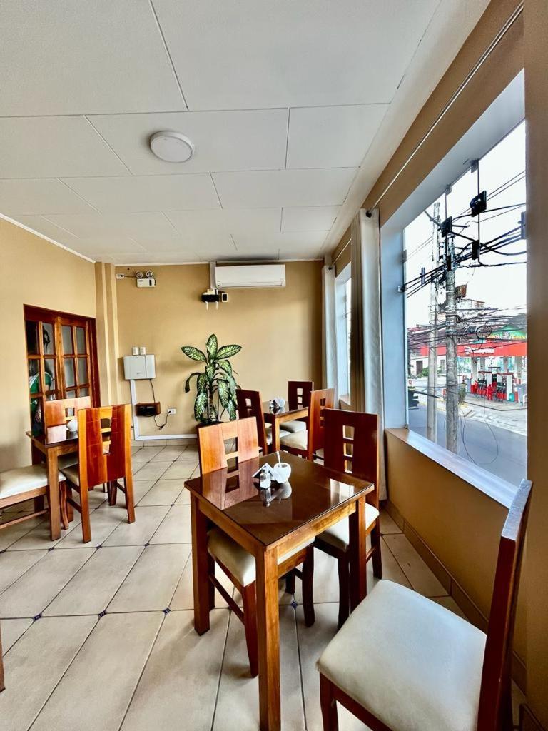 Fitzcarrald Hotel Икитос Экстерьер фото