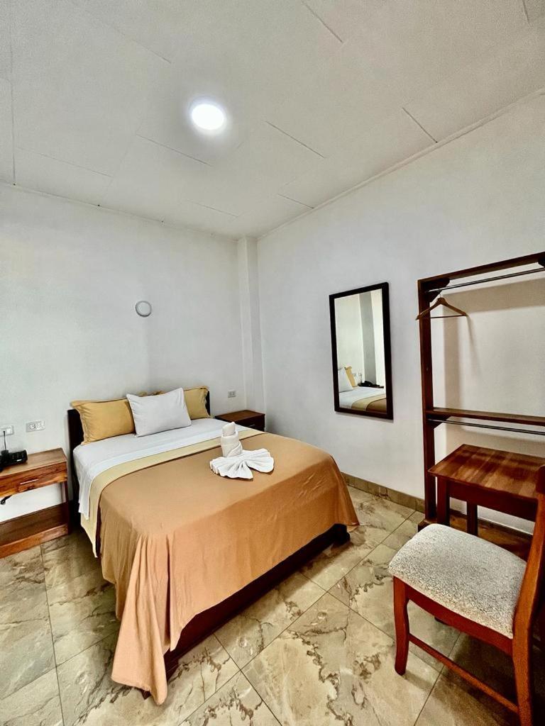 Fitzcarrald Hotel Икитос Экстерьер фото