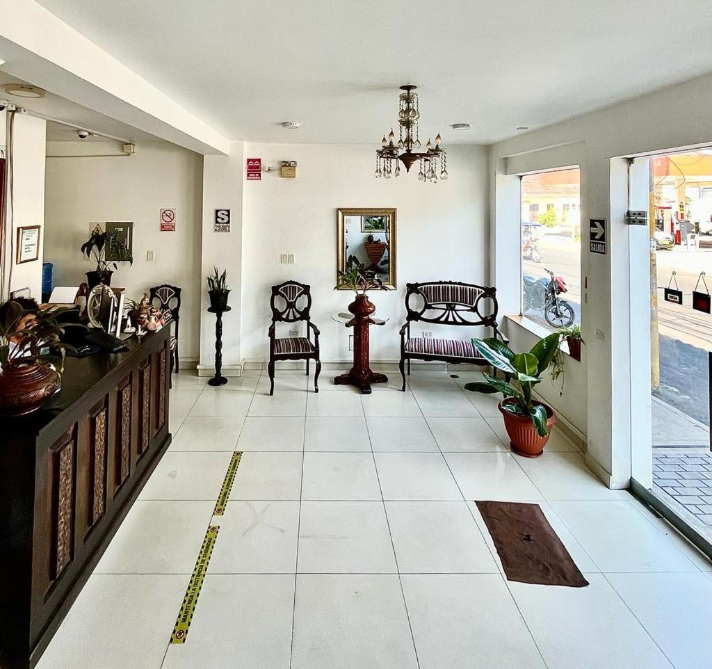 Fitzcarrald Hotel Икитос Экстерьер фото