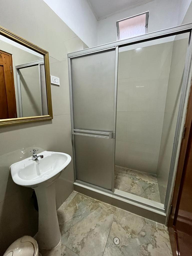 Fitzcarrald Hotel Икитос Экстерьер фото