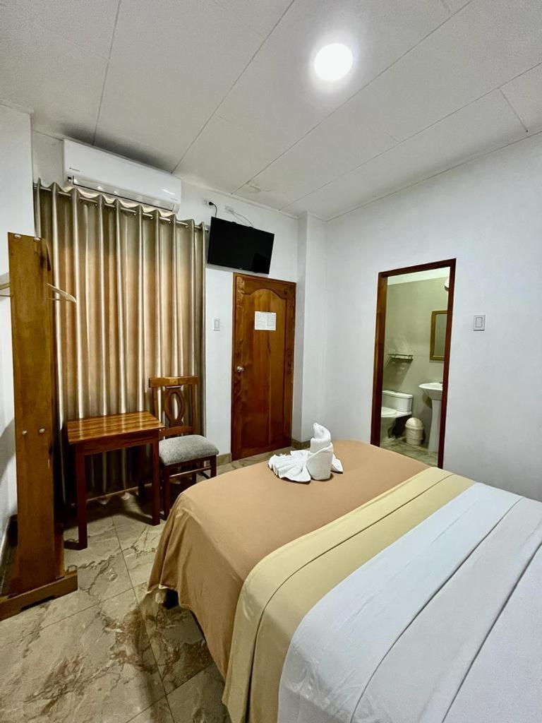 Fitzcarrald Hotel Икитос Экстерьер фото