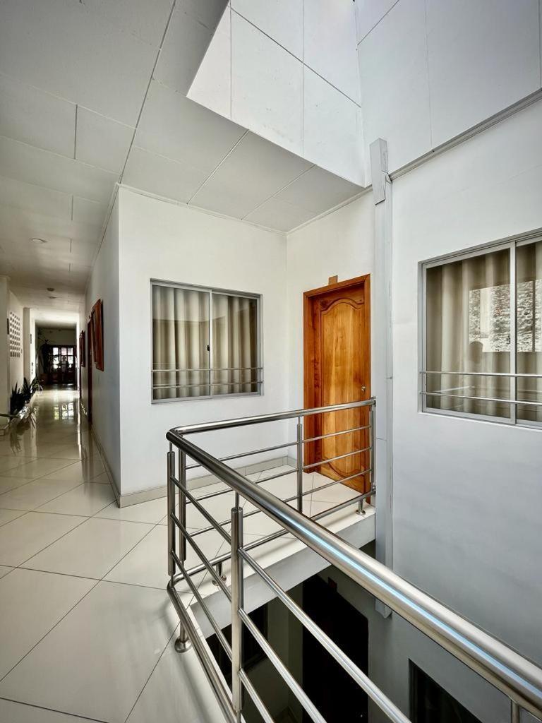 Fitzcarrald Hotel Икитос Экстерьер фото